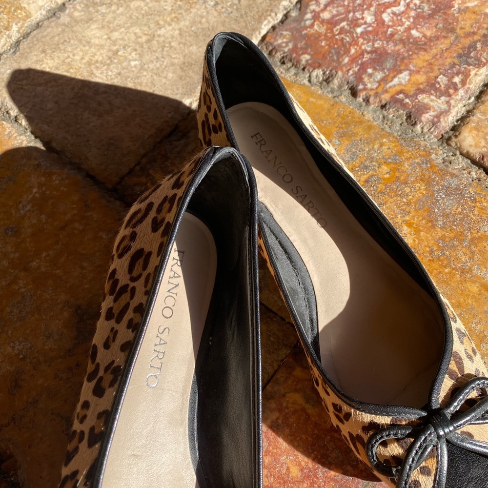 Leopard Mini Wedge Flat - Picture 2 of 4